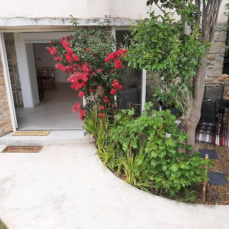 Appartement Climatise Au Calme En Provence Pierrefeu du Var Bagian luar foto
