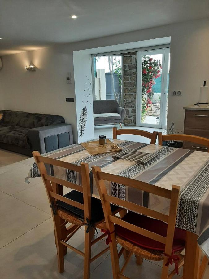 Appartement Climatise Au Calme En Provence Pierrefeu du Var Bagian luar foto